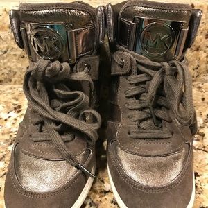 Michael Kors Shoe - size 7M